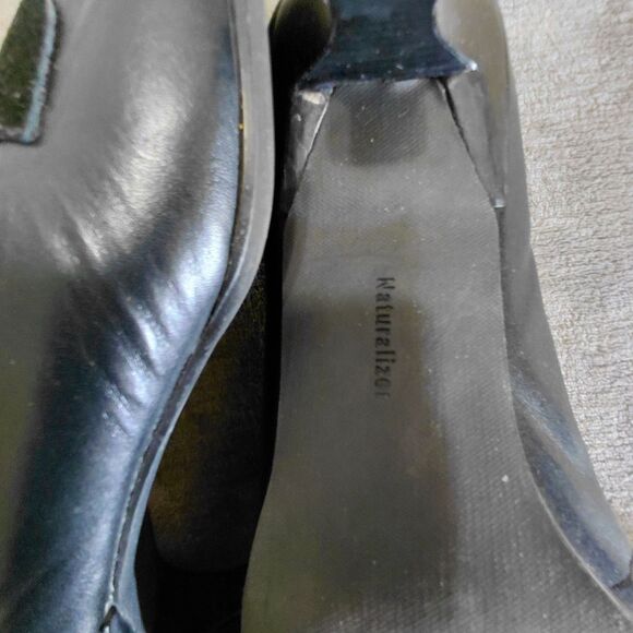 Naturalizer Kitten Loafer Pump Heels Womens Size 10W Black Leather Square Toe - Picture 12 of 16